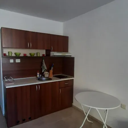 Hotel студио в комплекс роза резиденс-слънчев бряг Slantchev Briag